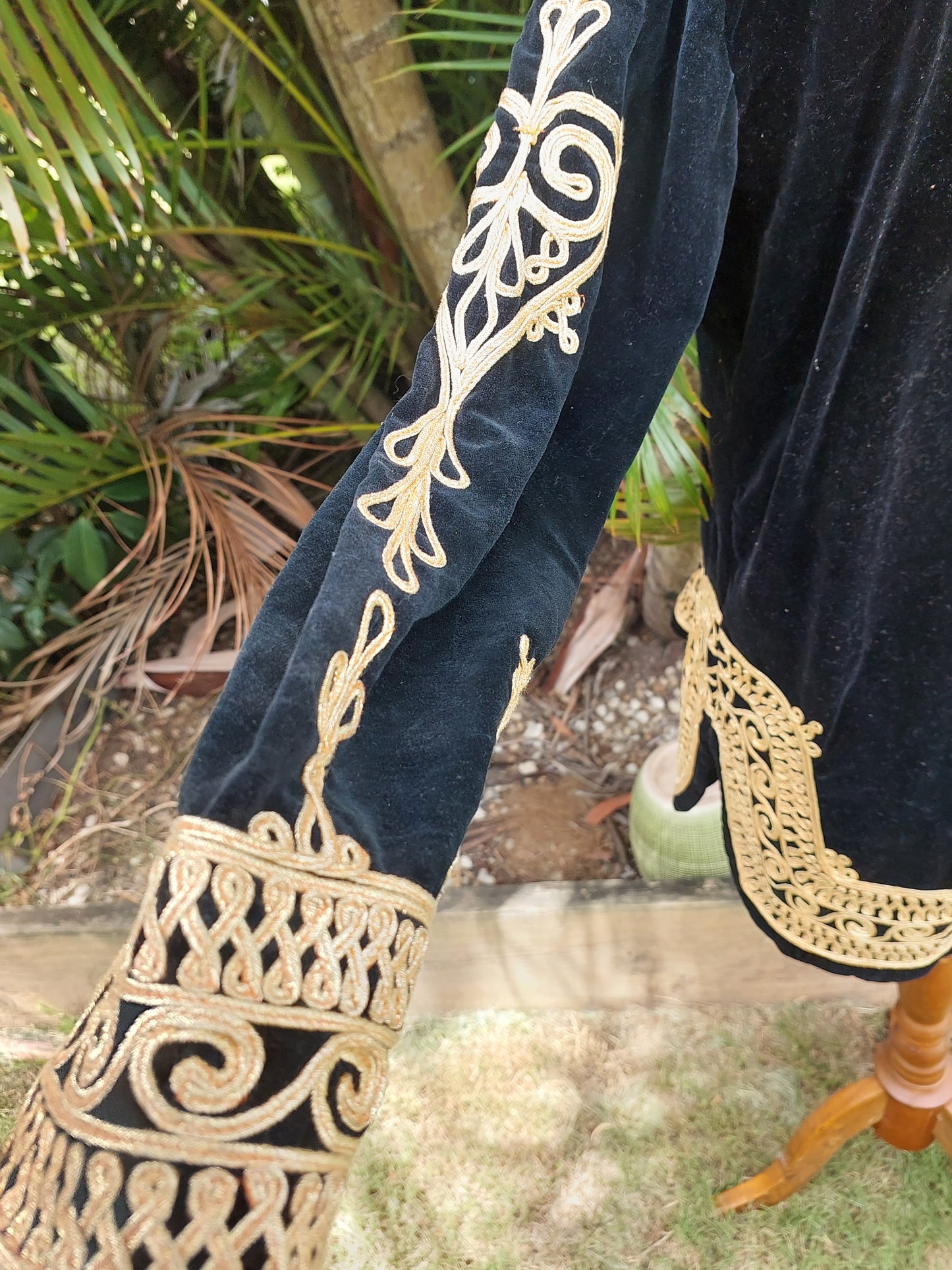 Vintage Black Velvet Embroidered Tunic Top – Gold Detail | Size 8–10