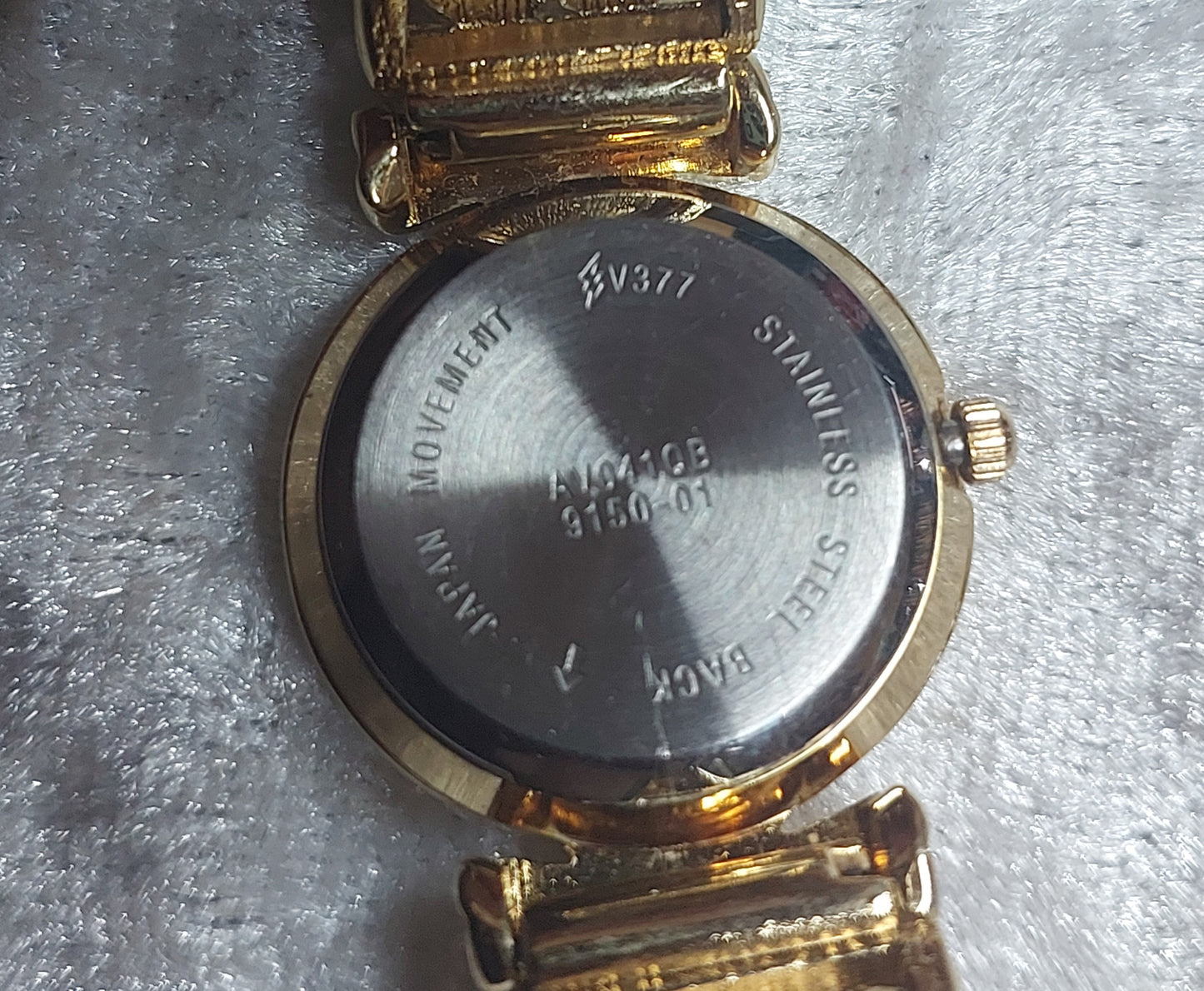 Vintage Avon Abalone Shell Bracelet Watch – Gold Tone | Working