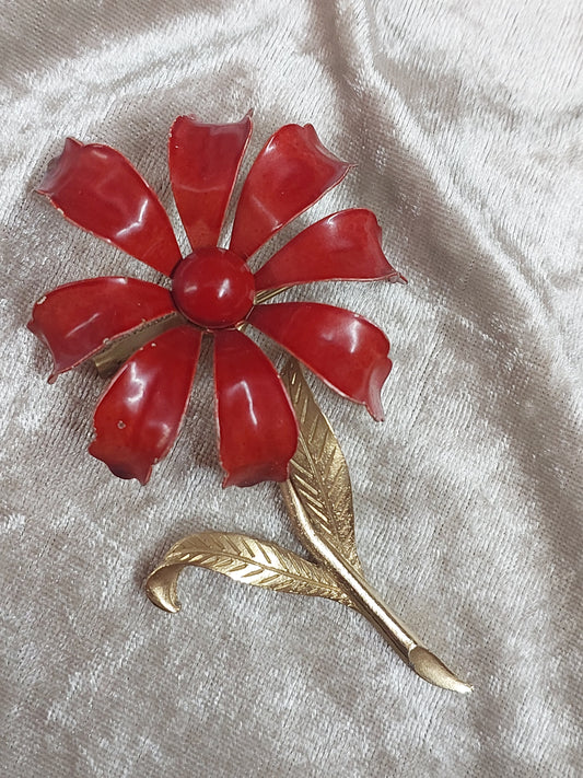 Vintage Red Enamel Daisy Flower Brooch – 1960s Statement Pin