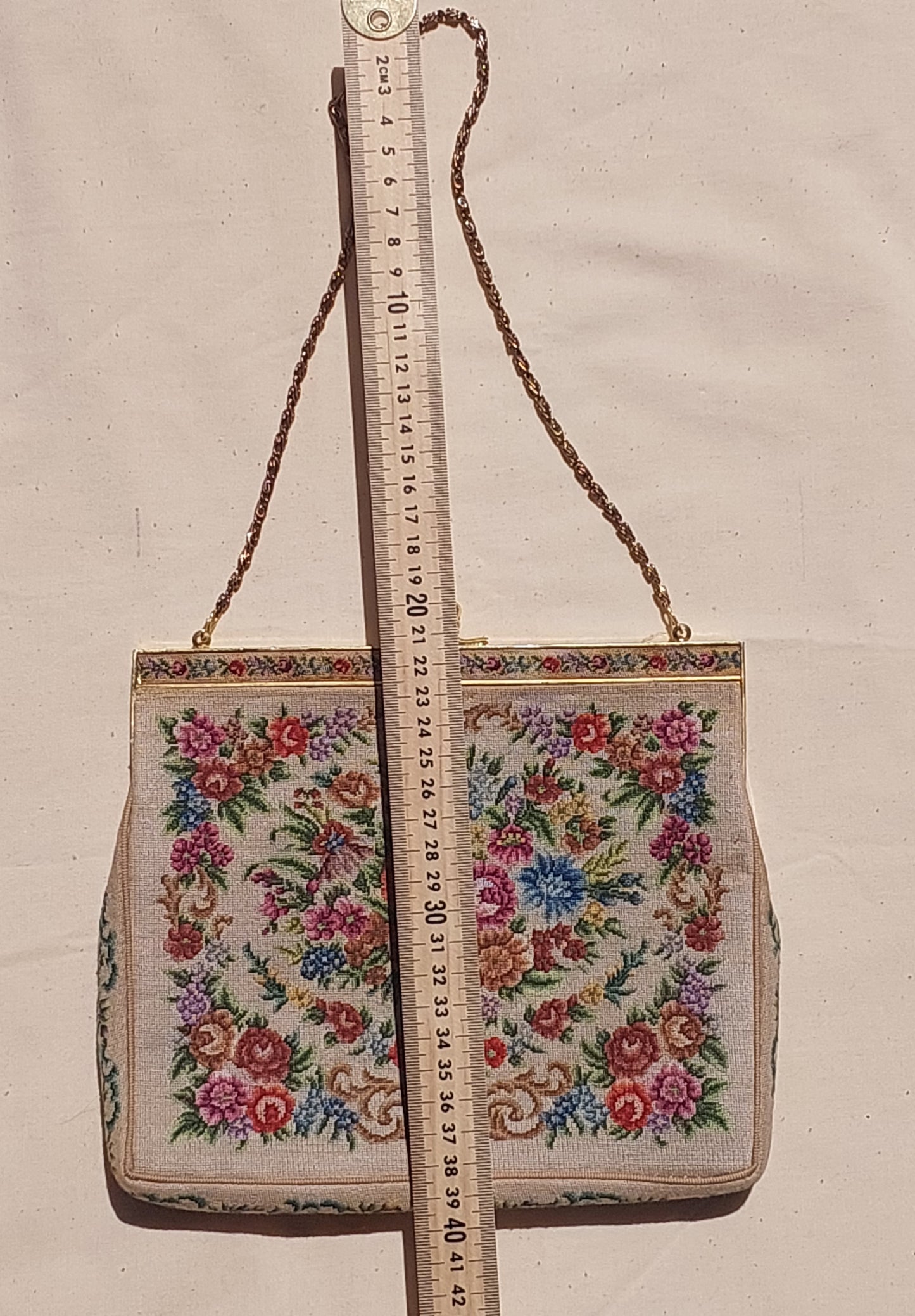 Vintage Floral Needlepoint Handbag – 1960s Style Tapestry Purse