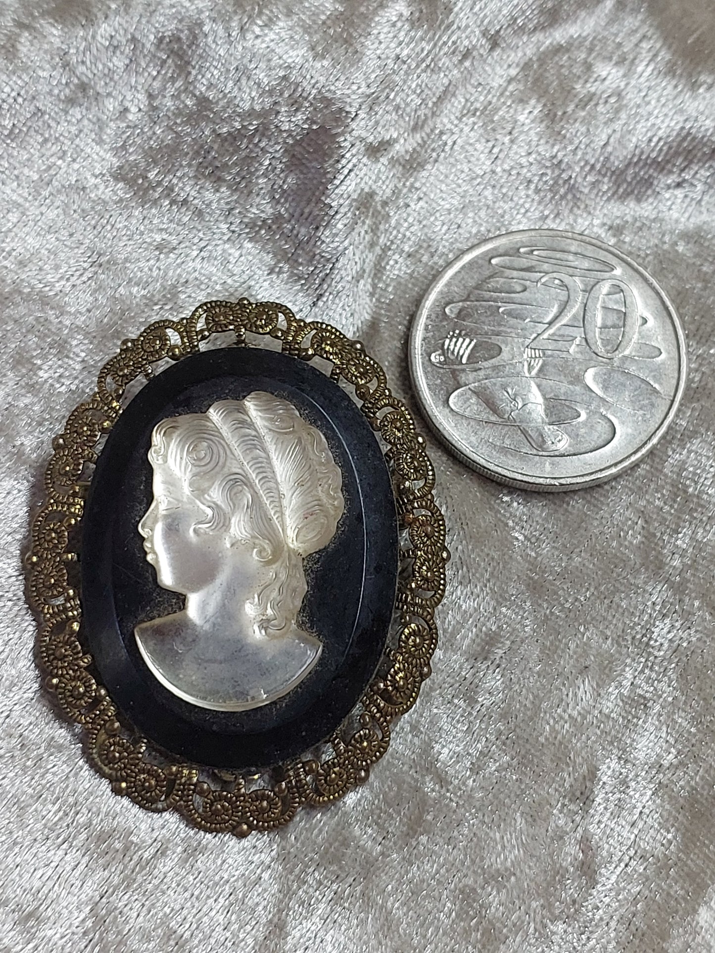 Vintage WEST GERMANY Cameo Brooch – Brass Filigree, 1950s–60s