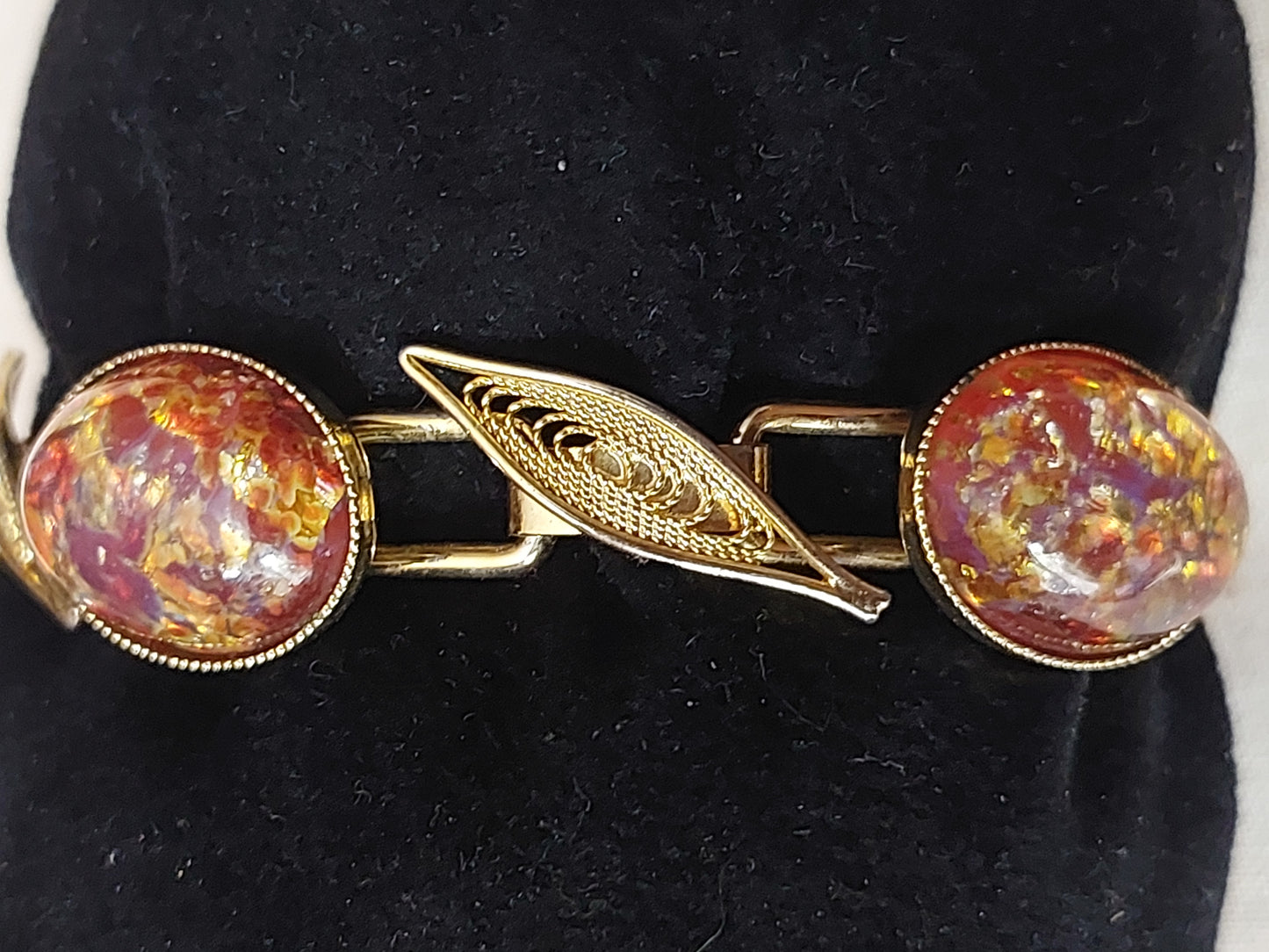 Vintage Gold Tone Foil Glass Cabochon Bracelet | Leaf Link Design | Mid-Century Style