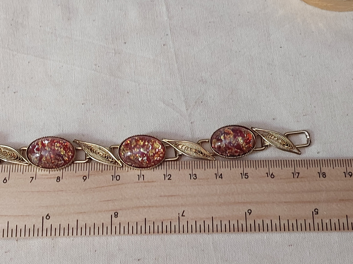 Vintage Gold Tone Foil Glass Cabochon Bracelet | Leaf Link Design | Mid-Century Style