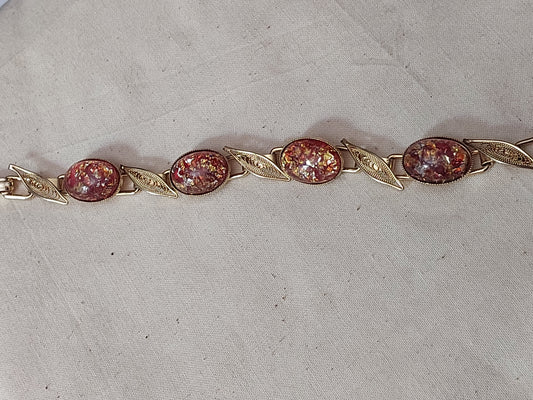 Vintage Gold Tone Foil Glass Cabochon Bracelet | Leaf Link Design | Mid-Century Style