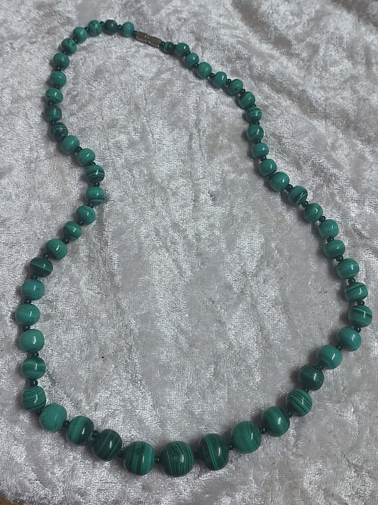 Vintage Genuine Malachite Graduated Bead Necklace | 1960s–70s Boho Statement