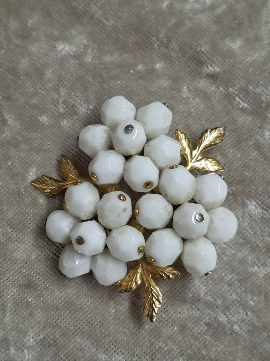 Vintage Milk Glass Cluster Brooch – Mid-Century Floral Gold-Tone Berries – 1950s–60s