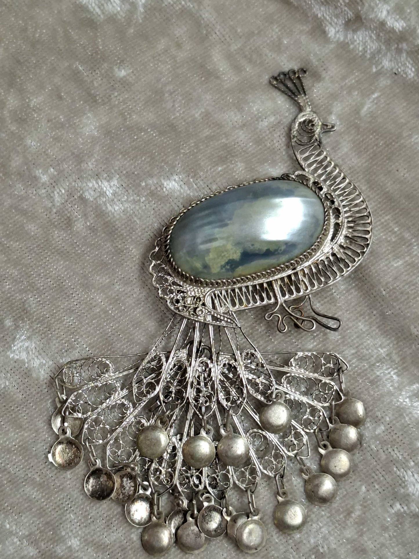 Vintage Peacock Filigree Brooch – Shell Cabochon – 1950s–70s