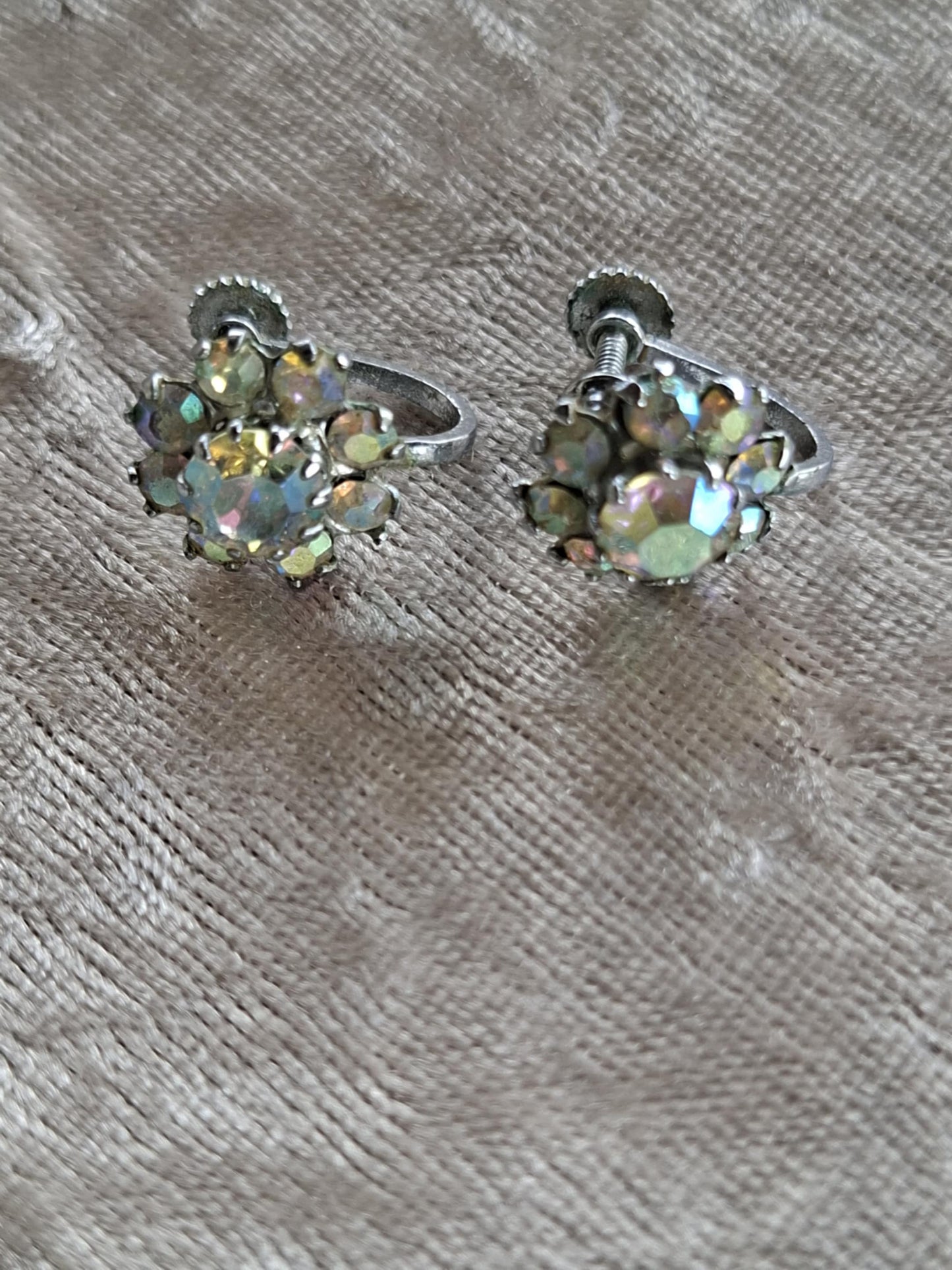 Vintage Aurora Borealis Rhinestone Brooch & Earrings Set – 1950s Sparkling Wreath