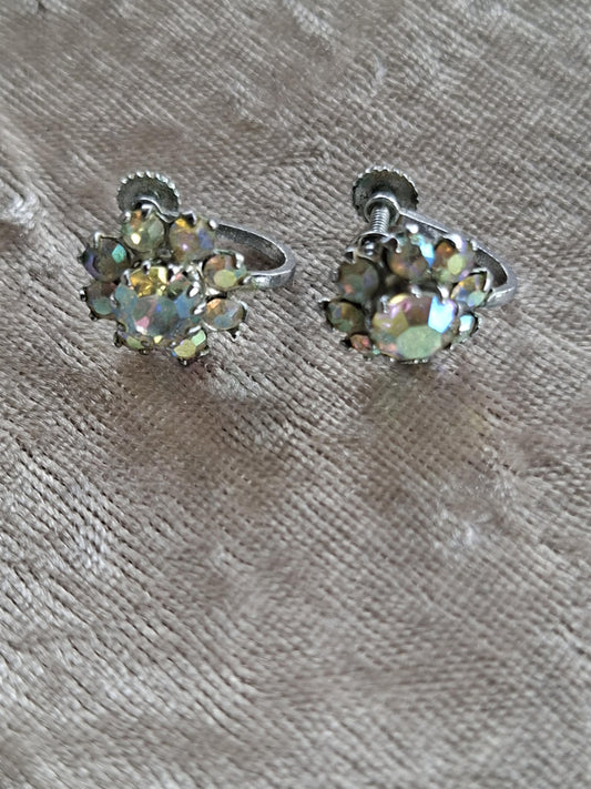 Vintage Aurora Borealis Rhinestone Brooch & Earrings Set – 1950s Sparkling Wreath